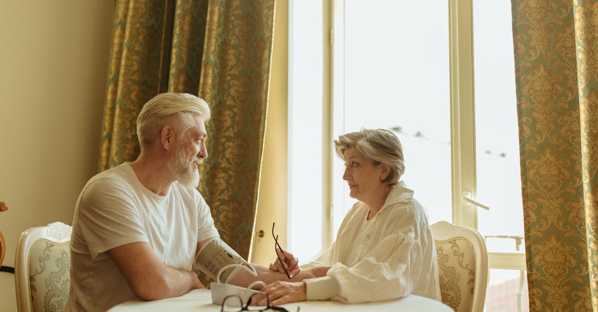 découvrez notre tensiomètre de pointe, facile à utiliser et précis, pour surveiller efficacement votre tension artérielle à domicile. prenez soin de votre santé cardiovasculaire au quotidien.