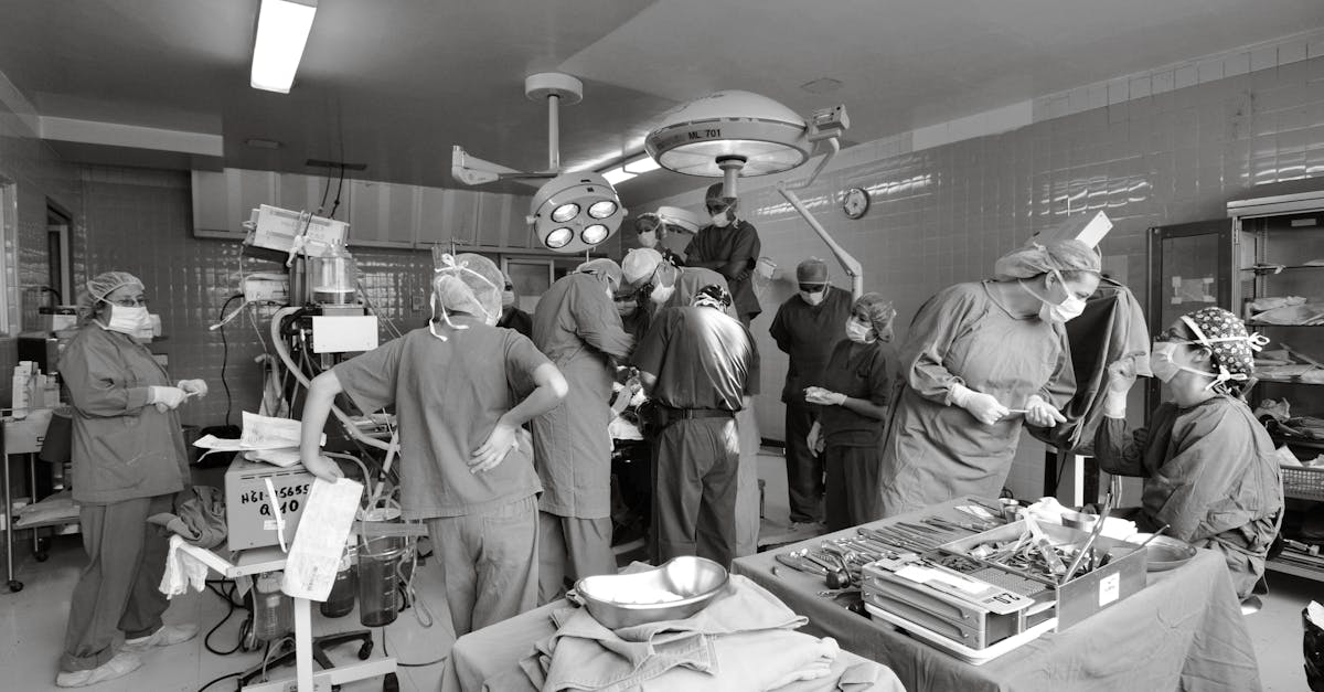 découvrez tout ce qu'il faut savoir sur la chirurgie de la cataracte : procédures, avantages, risques et conseils pour une récupération optimale. améliorez votre vision grâce à des informations fiables et à jour.