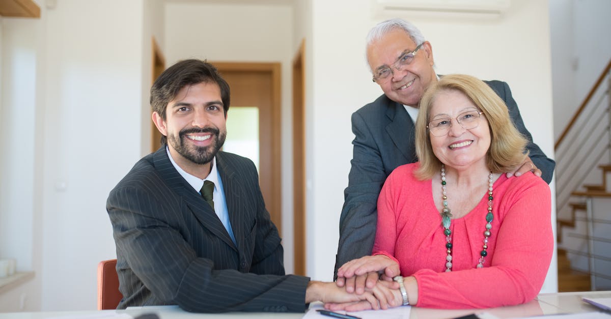 découvrez comment réussir la transmission d'une entreprise familiale grâce à des conseils pratiques et des stratégies efficaces pour assurer la pérennité et la prospérité de votre société génération après génération.