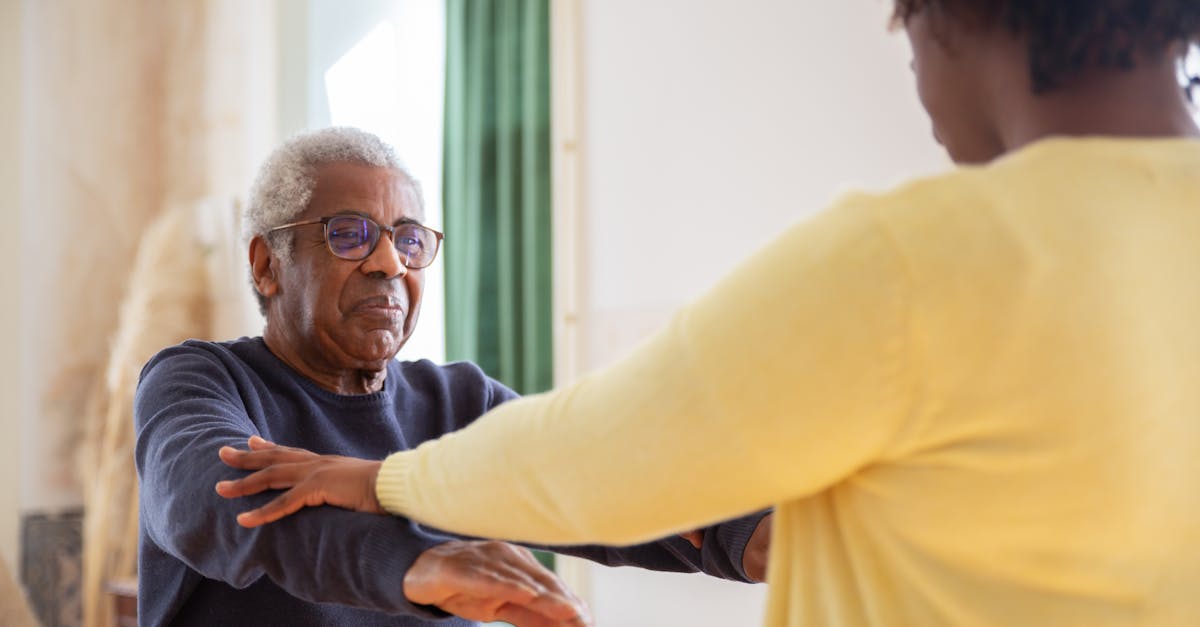 découvrez nos services de home care personnalisés pour assurer le bien-être, le confort et la sécurité à domicile de vos proches. professionnels qualifiés, accompagnement sur mesure.