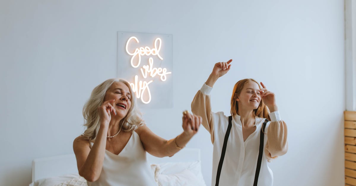 découvrez les avantages de la cohabitation intergénérationnelle : un mode de vie où jeunes et seniors partagent logement, entraide et convivialité, favorisant le lien social et la solidarité au quotidien.