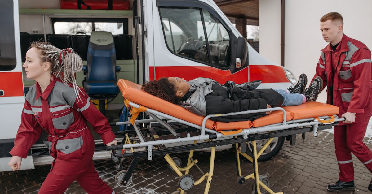 découvrez les services de transport médical adaptés à vos besoins : transferts pour consultations, hospitalisations ou urgences. sécurité, confort et ponctualité sont nos priorités pour assurer tous vos déplacements de santé.