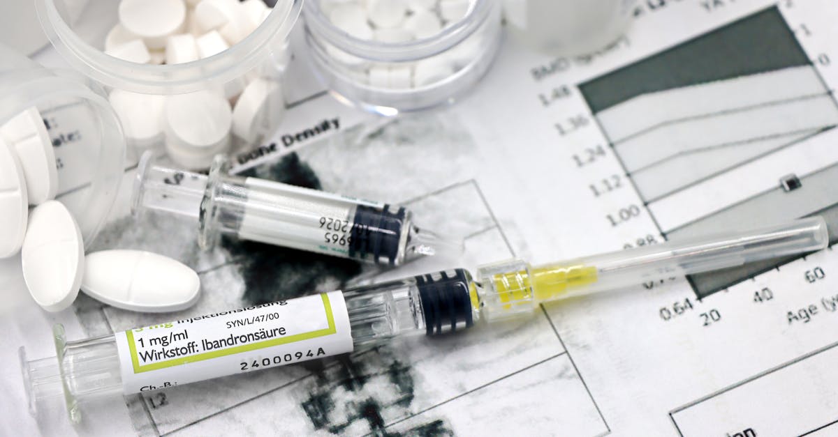 découvrez tout sur l’ostéoporose : causes, symptômes, traitements efficaces et conseils de prévention pour préserver la santé de vos os à tout âge.