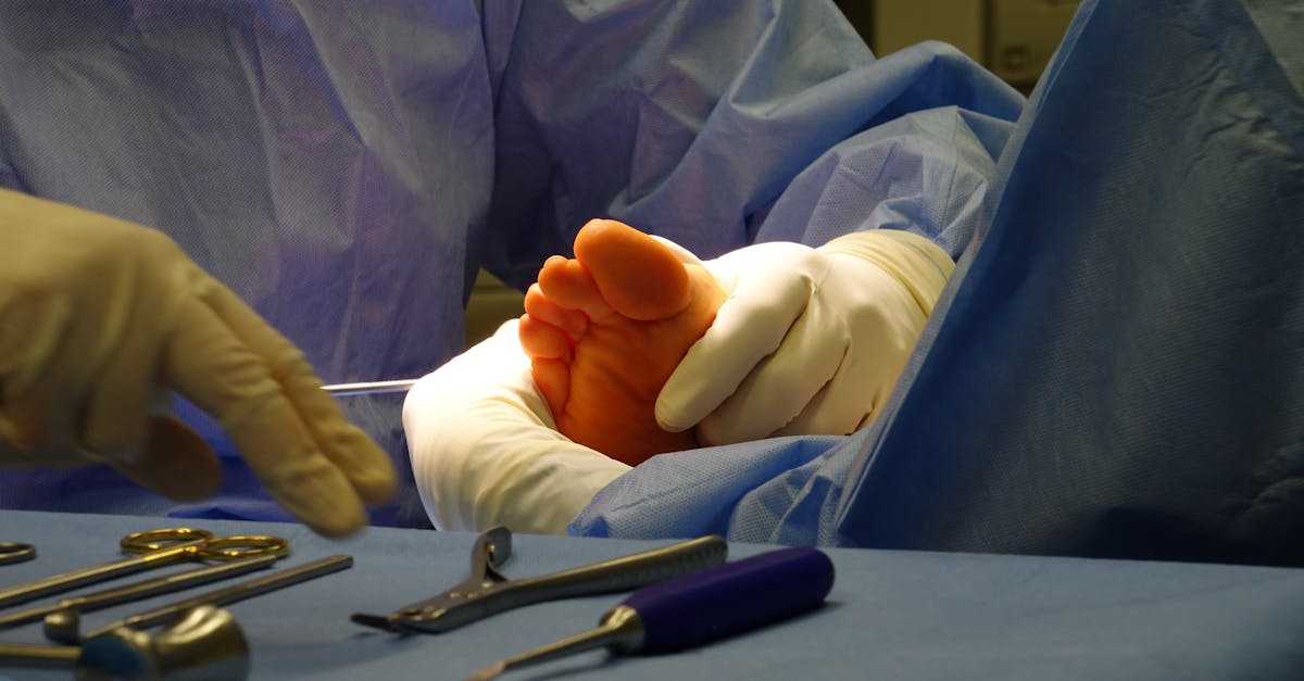 découvrez tout ce qu'il faut savoir sur le remboursement des soins de podologie : conditions de prise en charge, démarches à suivre, et conseils pour optimiser votre remboursement santé.