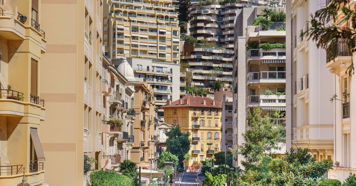 découvrez tout sur le démembrement immobilier : principes, avantages fiscaux et stratégies pour optimiser la gestion et la transmission de votre patrimoine immobilier.