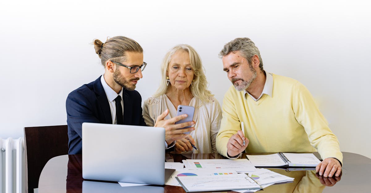 découvrez tout ce qu'il faut savoir sur le prêt viager hypothécaire (reverse mortgage) : fonctionnement, avantages, conditions d’éligibilité et réponses à vos questions pour profiter sereinement de la valeur de votre logement à la retraite.