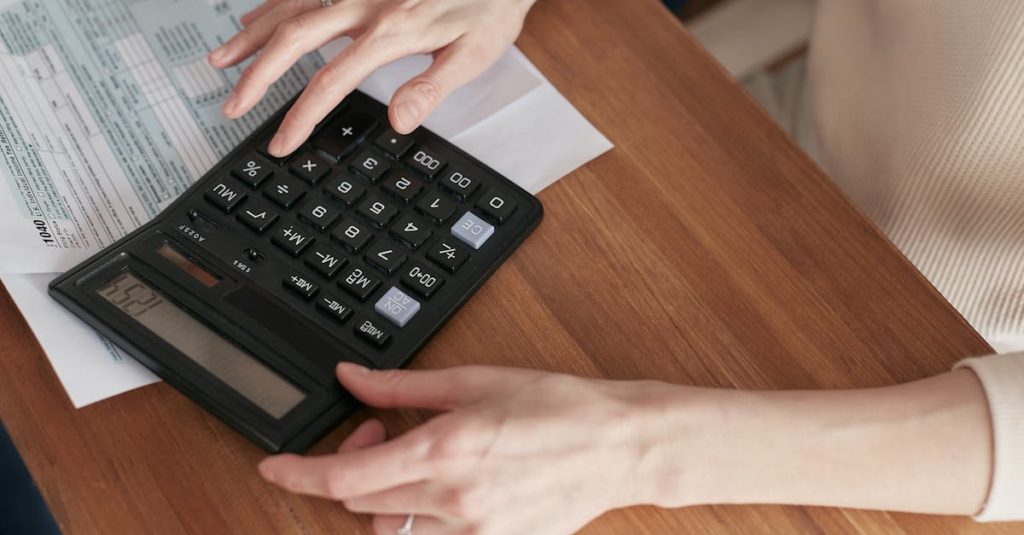 découvrez comment optimiser la fiscalité de vos dons entre époux grâce à des stratégies efficaces et conformes à la législation française. maximisez les avantages fiscaux et protégez votre patrimoine.