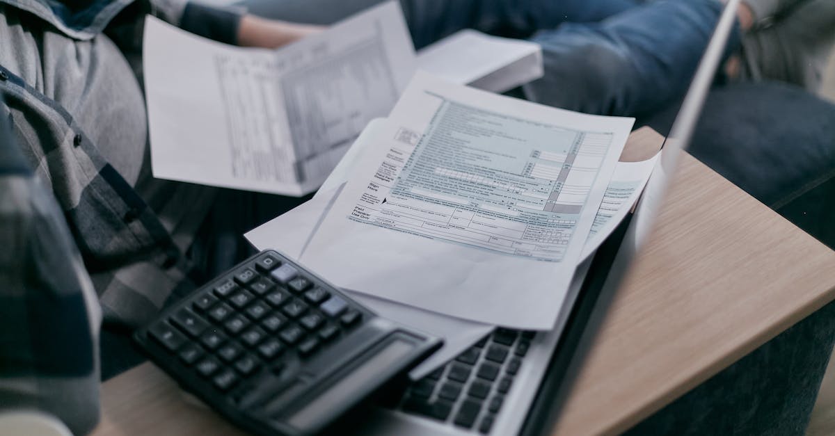 découvrez les meilleures stratégies et conseils pour réduire efficacement vos impôts et optimiser votre situation fiscale en toute légalité.